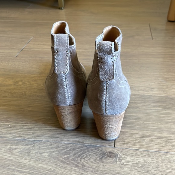 Dolce Vita tan suede boots - Picture 4 of 6